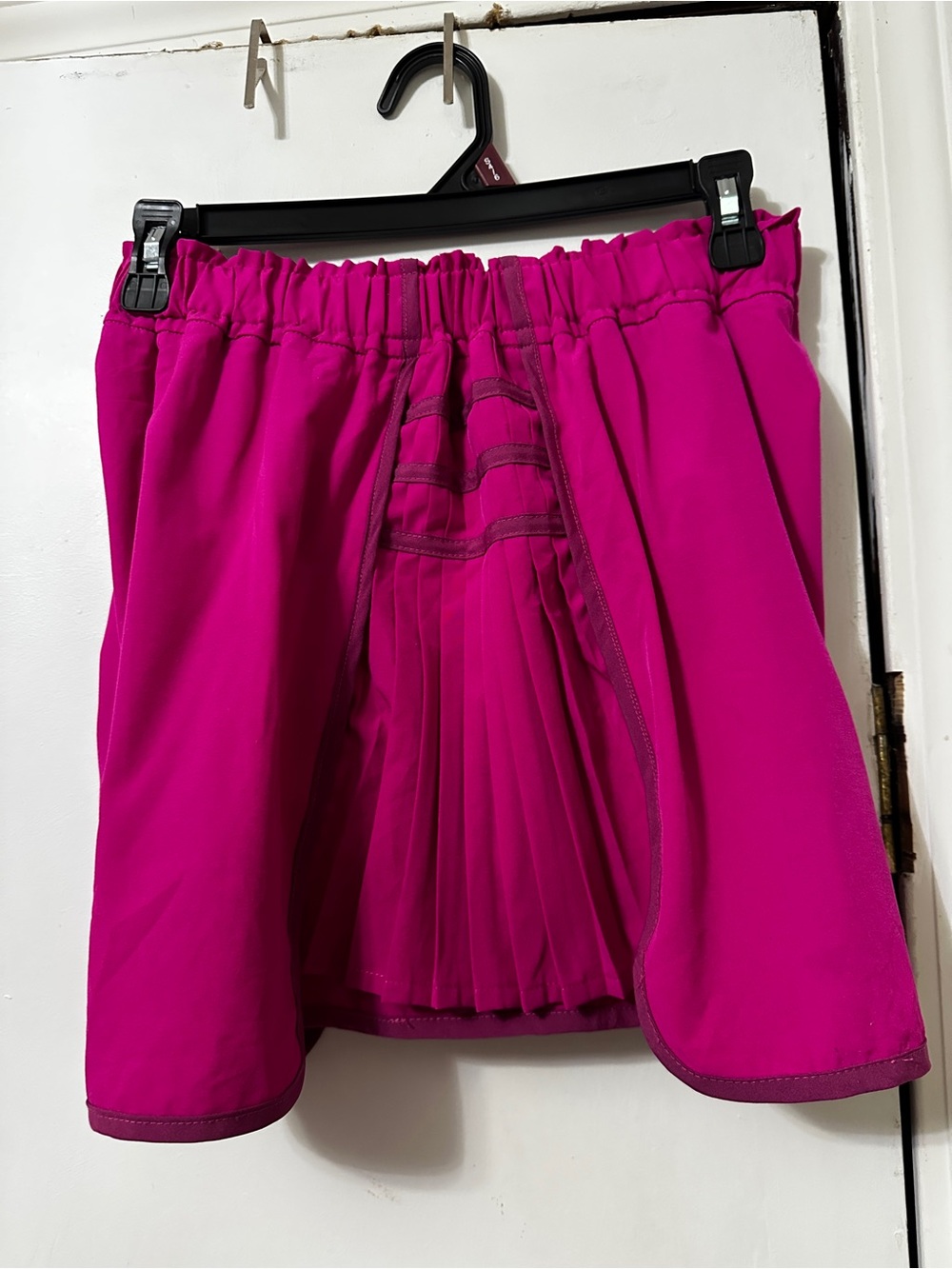 Fuchsia Pleated-Side Athletic Skort Shorts - Picture 4 of 6
